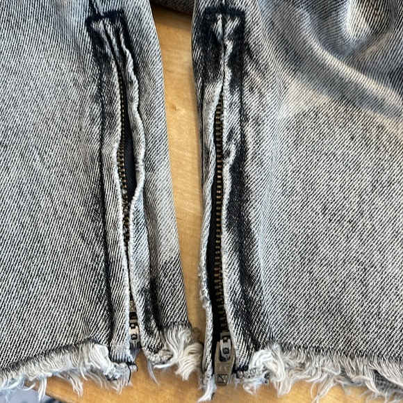 One x One Teaspoon Star Printed High Waist Distressed Skinny Jeans with Zippers - Picture 5 of 6